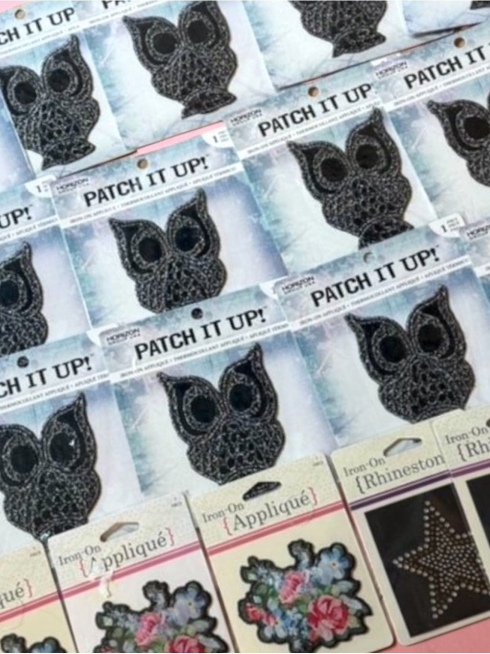 Lot Of 24 Iron On Patches NEW Owls / Flowers / Stars Fast Shipping 3627-22